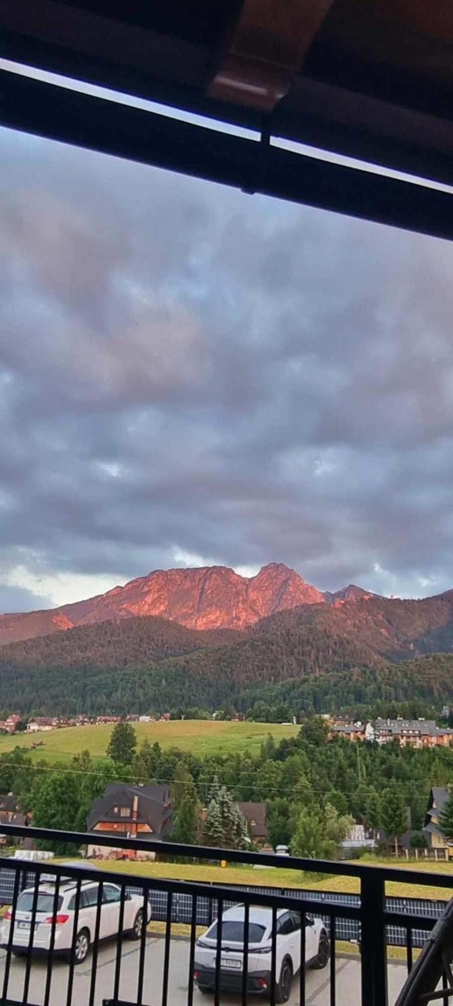 Good Morning Giewont & Jacuzzi Apartment กอสเชียลิสกอ ภายนอก รูปภาพ